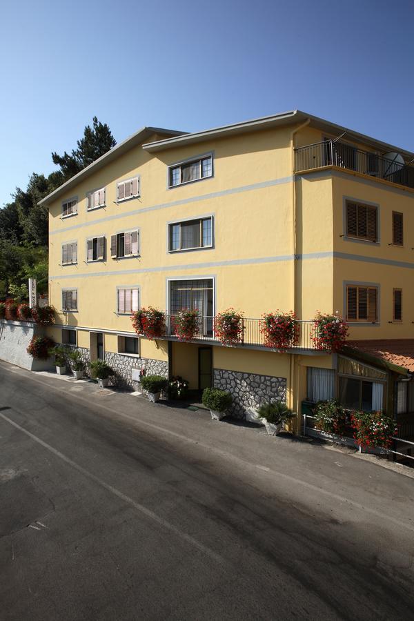 Albergo Terme Santamaria Castelforte Luaran gambar